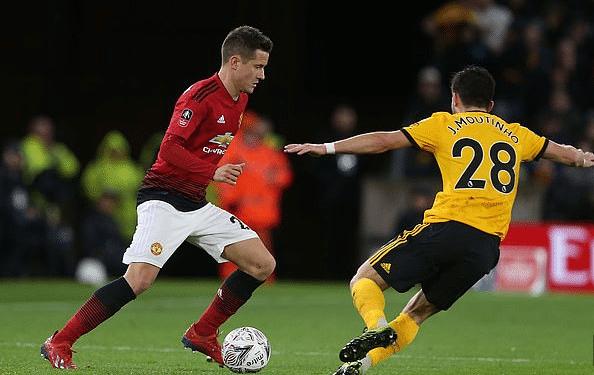 轻易破门得 轻易破门得